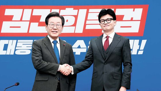이재명 더불어민주당 대표(왼쪽)와 한동훈 국민의힘 비상대책위원장 (사진=연합뉴스)